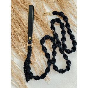 Elevate Your Walks with Handcrafted Luxury: The Perfect Leash for Style and Str